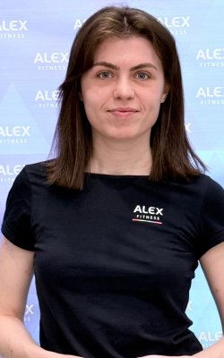 Инструктор групповых программ Королева  Юлия