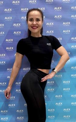 Инструктор тренажерного зала Докичева Юлия